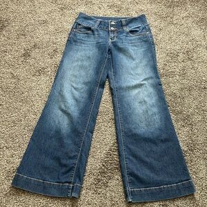 Wide leg jeans